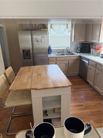 113 Woodside Avenue, Pawtucket, RI 02861