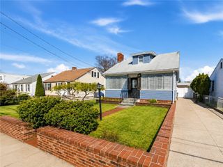 113 Woodside Avenue, Pawtucket, RI 02861