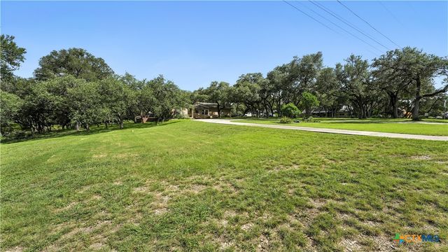 781 Mary Preiss Drive, New Braunfels, TX 78132