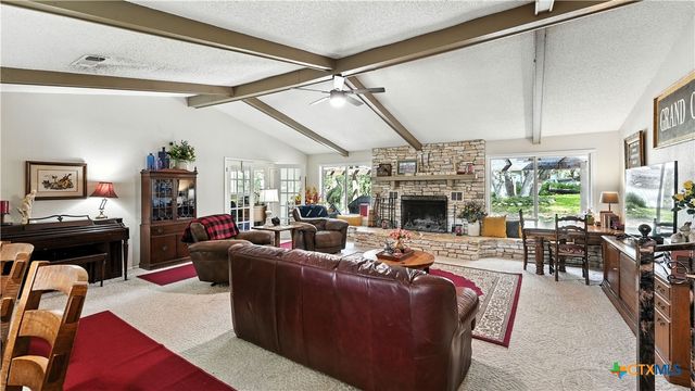781 Mary Preiss Drive, New Braunfels, TX 78132