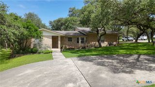 781 Mary Preiss Drive, New Braunfels, TX 78132