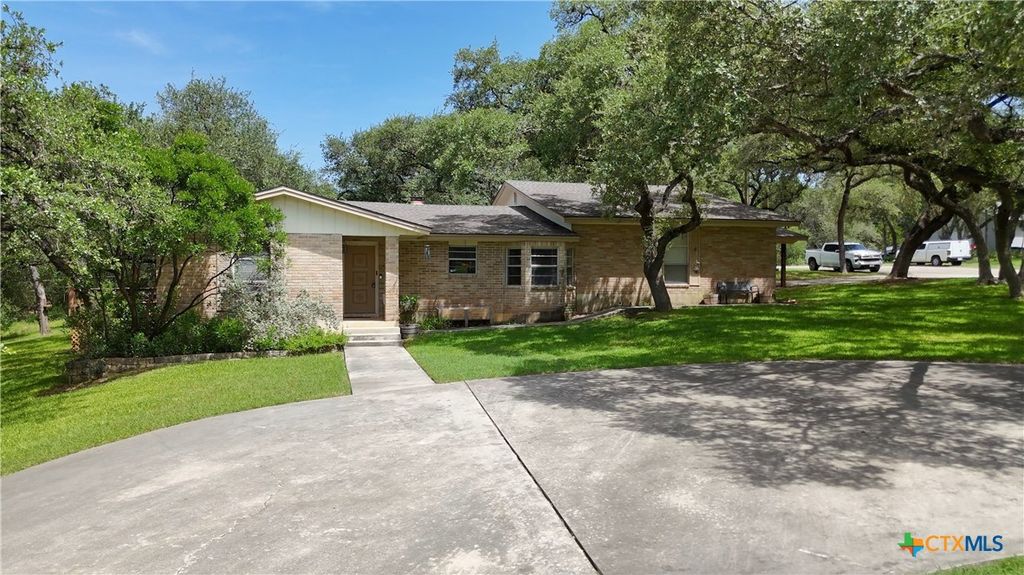 781 Mary Preiss Drive, New Braunfels, TX 78132