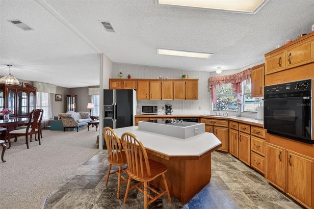 3211 WEKIVA ROAD, Tavares, FL 32778