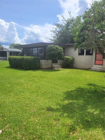 3211 WEKIVA ROAD, Tavares, FL 32778