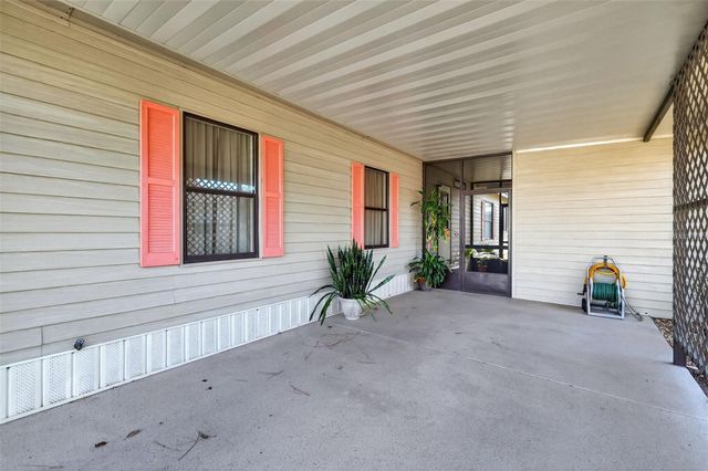 3211 WEKIVA ROAD, Tavares, FL 32778