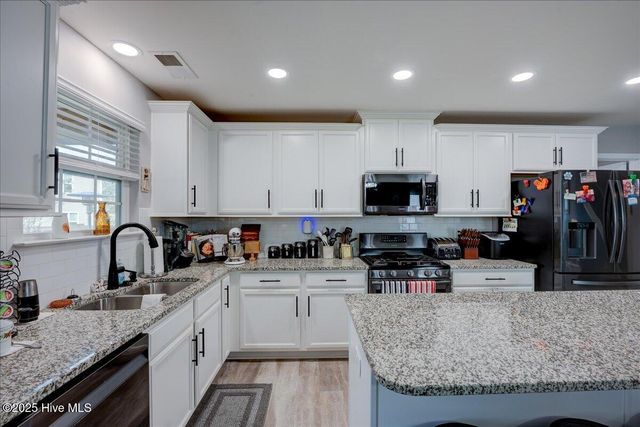 331 Louisia Mae Way, New Bern, NC 28560