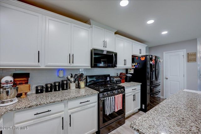 331 Louisia Mae Way, New Bern, NC 28560