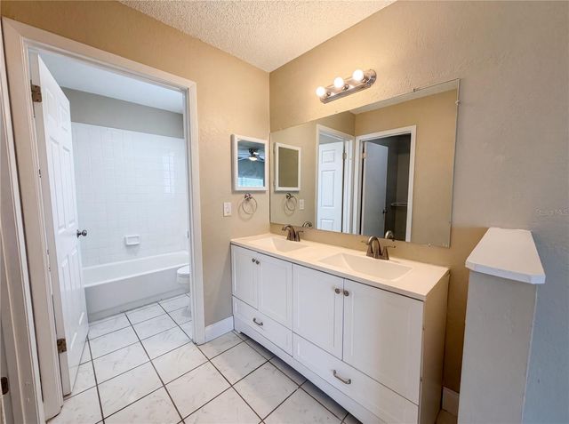 5447 BLUEBERRY DRIVE, Orlando, FL 32811