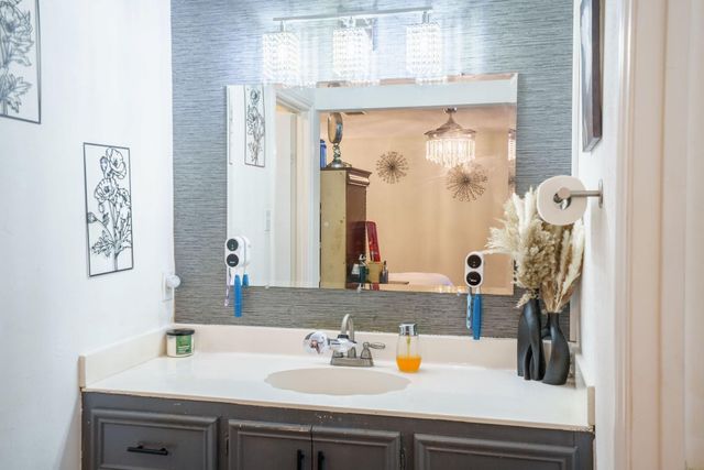 1200 Williams Street, Cleveland, TX 77327