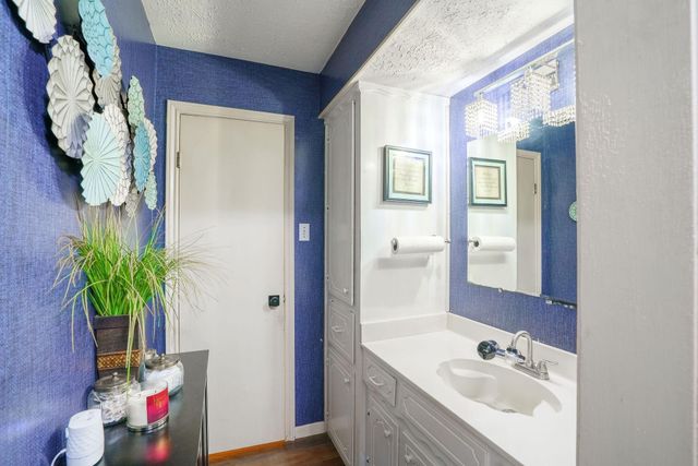 1200 Williams Street, Cleveland, TX 77327