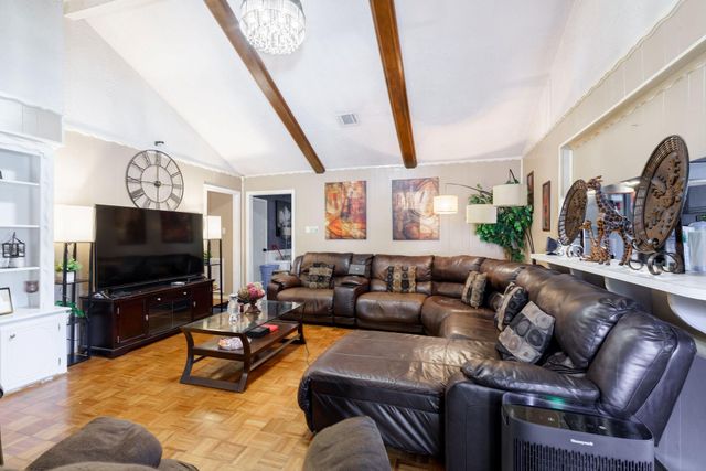 1200 Williams Street, Cleveland, TX 77327