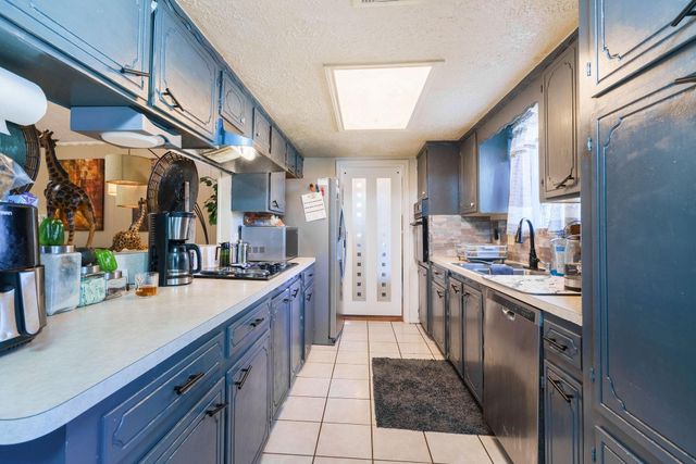 1200 Williams Street, Cleveland, TX 77327