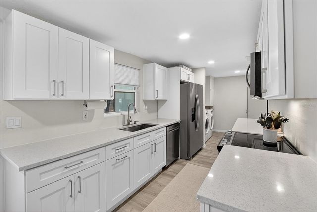 3706 MISTWOOD DRIVE, Tampa, FL 33619