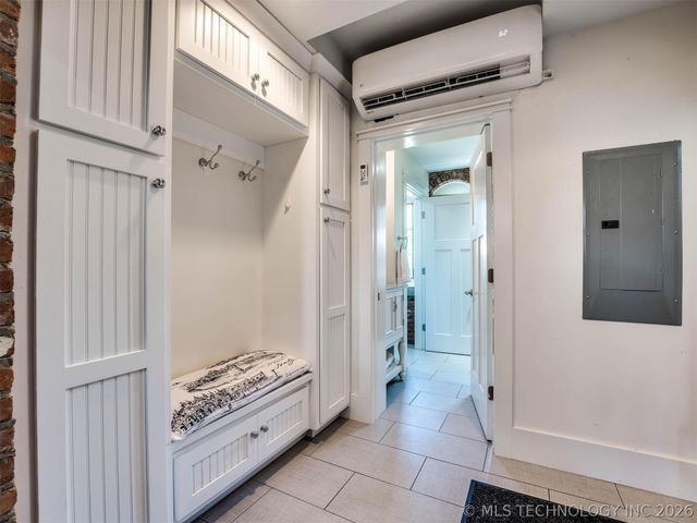 43 Redbud Street D, Carlton Landing, OK 74432