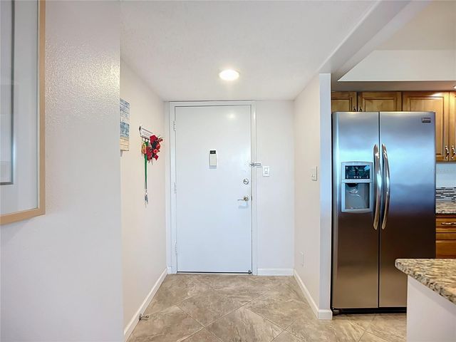 6415 MIDNIGHT PASS ROAD 306, Sarasota, FL 34242