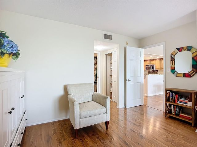 6415 MIDNIGHT PASS ROAD 306, Sarasota, FL 34242