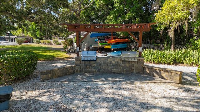 6415 MIDNIGHT PASS ROAD 306, Sarasota, FL 34242