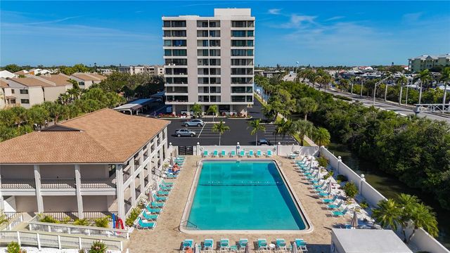 6415 MIDNIGHT PASS ROAD 306, Sarasota, FL 34242