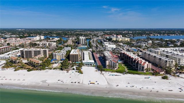 6415 MIDNIGHT PASS ROAD 306, Sarasota, FL 34242