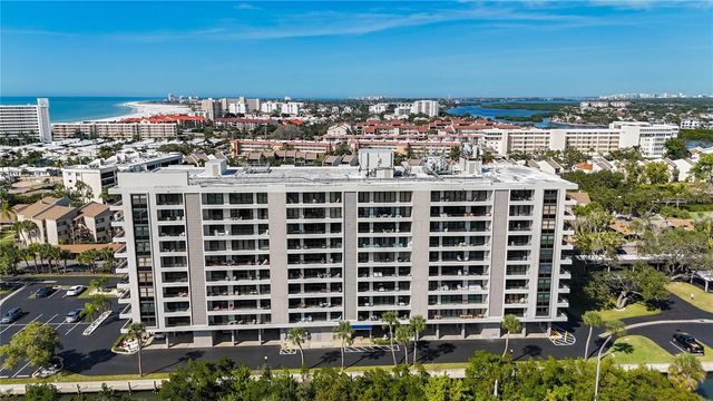 6415 MIDNIGHT PASS ROAD 306, Sarasota, FL 34242