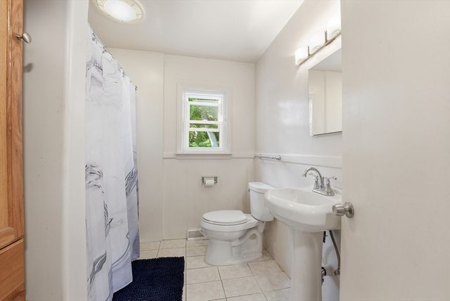272 Prospect Avenue, West Springfield, MA 01089