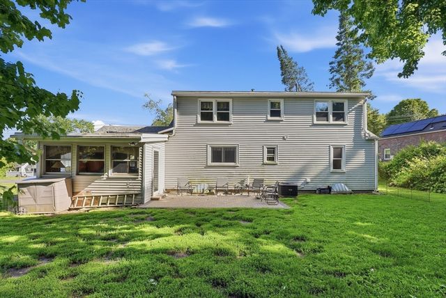 272 Prospect Avenue, West Springfield, MA 01089