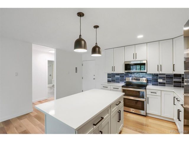 795 S Alton Way 6D, Denver, CO 80247