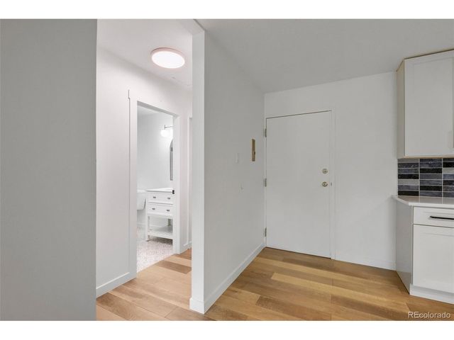 795 S Alton Way 6D, Denver, CO 80247