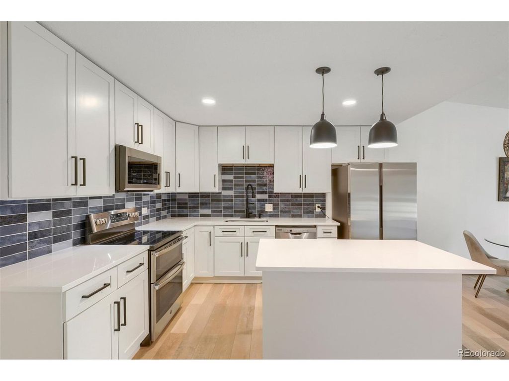 795 S Alton Way 6D, Denver, CO 80247