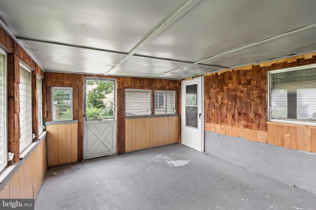 449 2ND ST, Woodbury Heights, NJ 08097