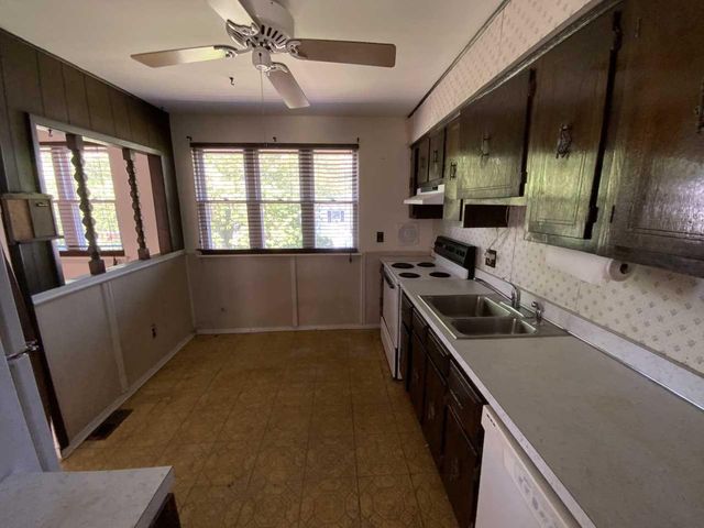 449 2ND ST, Woodbury Heights, NJ 08097