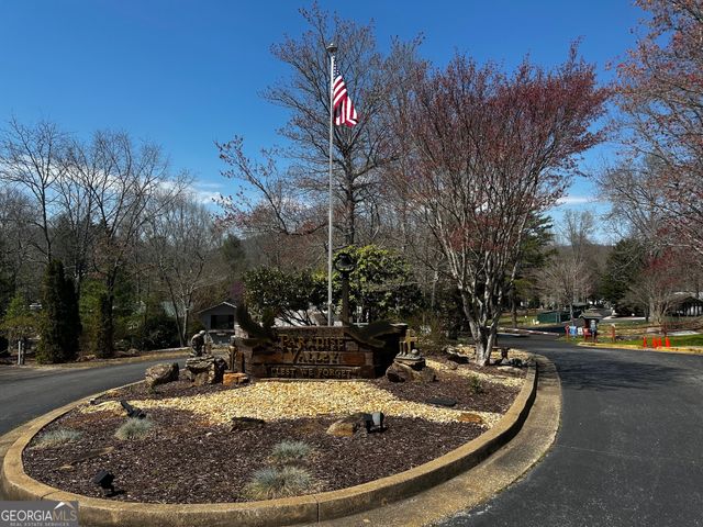 88 Fishtail Circle, Cleveland, GA 30528