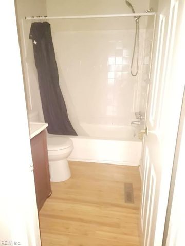 3860 Schooner TRL, Chesapeake, VA 23321