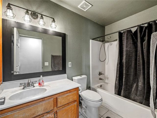 9890 Solano, Victorville, CA 92392