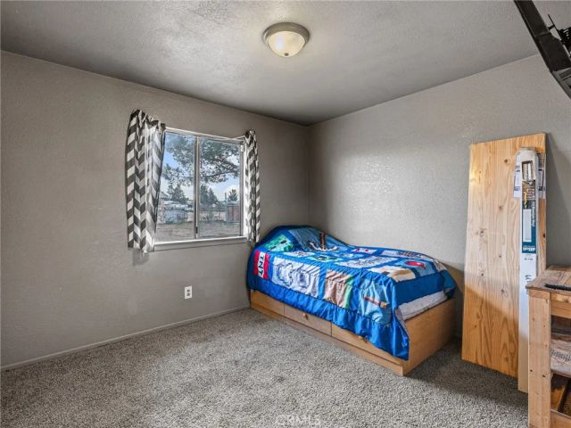 9890 Solano, Victorville, CA 92392