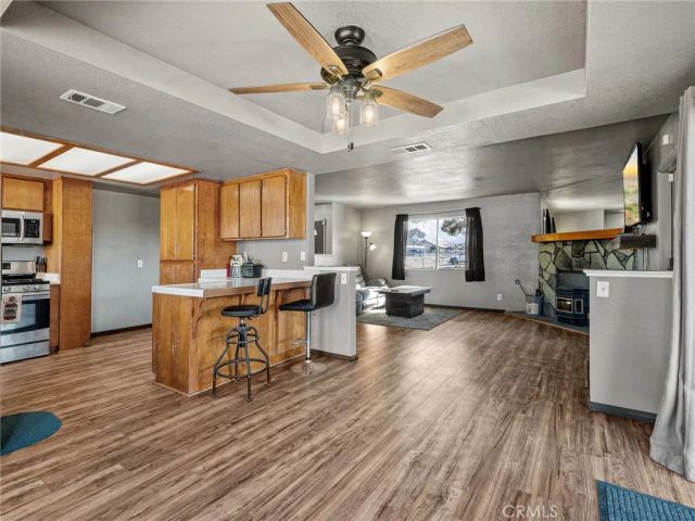 9890 Solano, Victorville, CA 92392