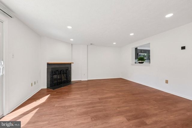14603 CHEVERLY CT, Centreville, VA 20120
