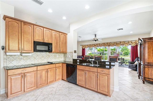 14809 Canton CT, Naples, FL 34114