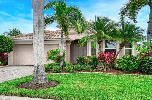 14809 Canton CT, Naples, FL 34114
