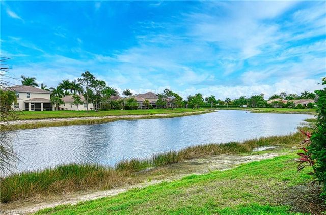 14809 Canton CT, Naples, FL 34114