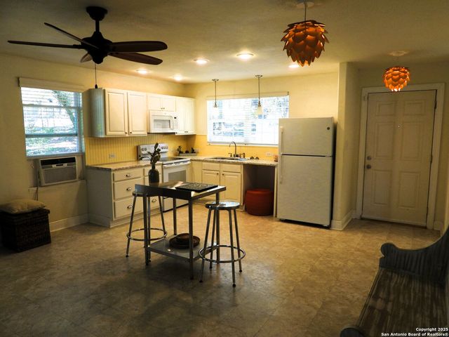 196 Whispering Oak Lane, Lakehills, TX 78063