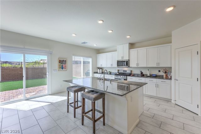 1881 Vass Springs Place, North Las Vegas, NV 89084