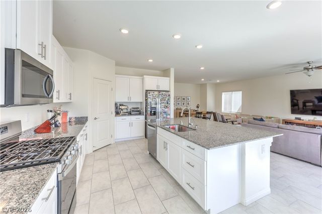 1881 Vass Springs Place, North Las Vegas, NV 89084