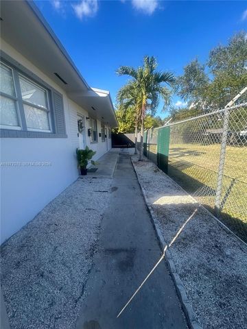 2929 NW 47th St 2, Miami, FL 33142