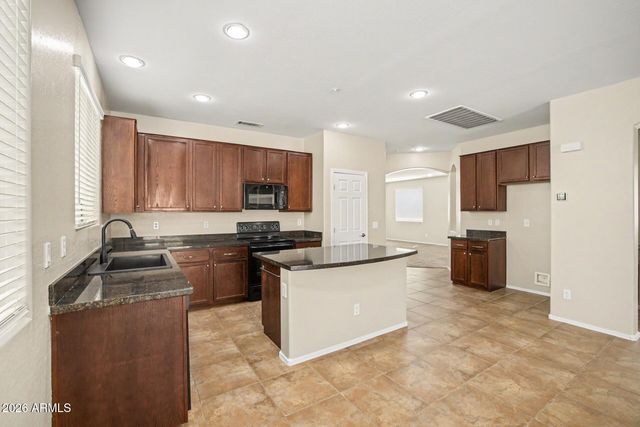 11976 W NADINE Way, Peoria, AZ 85383