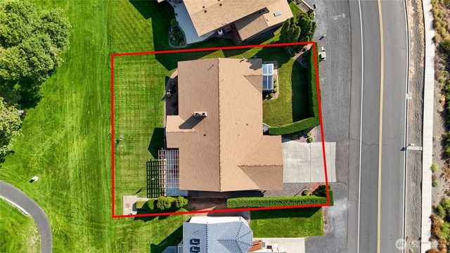 1255 Fairway Drive, Moses Lake, WA 98837