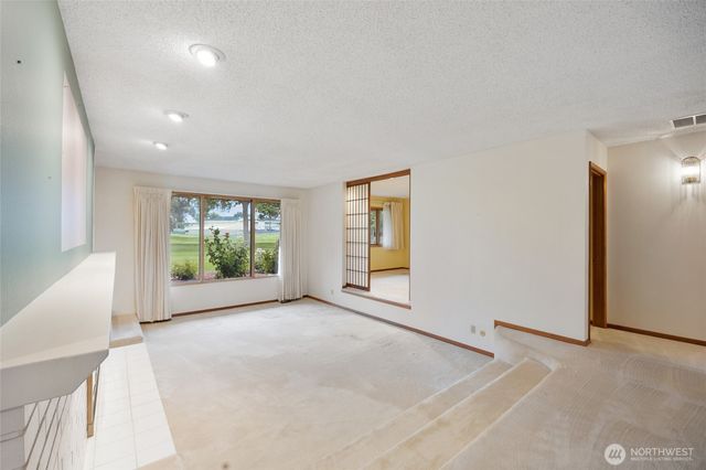 1255 Fairway Drive, Moses Lake, WA 98837