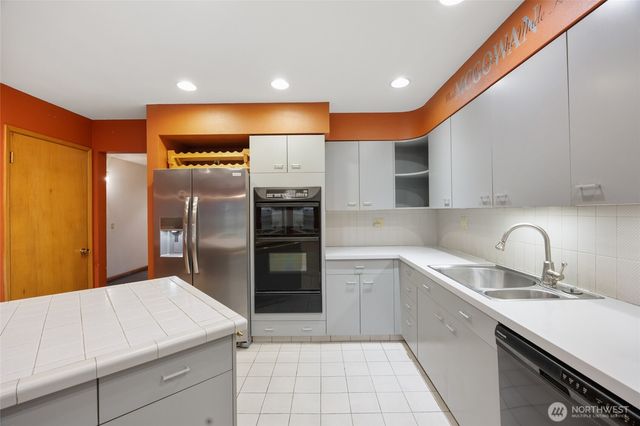 1255 Fairway Drive, Moses Lake, WA 98837