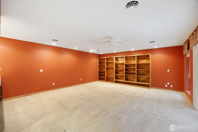 1255 Fairway Drive, Moses Lake, WA 98837