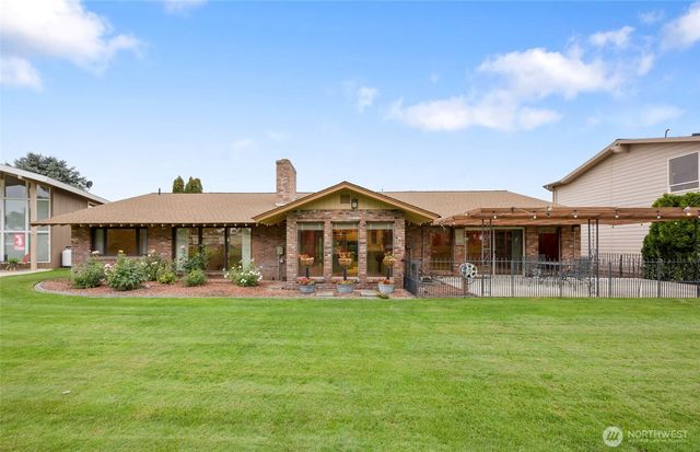 1255 Fairway Drive, Moses Lake, WA 98837